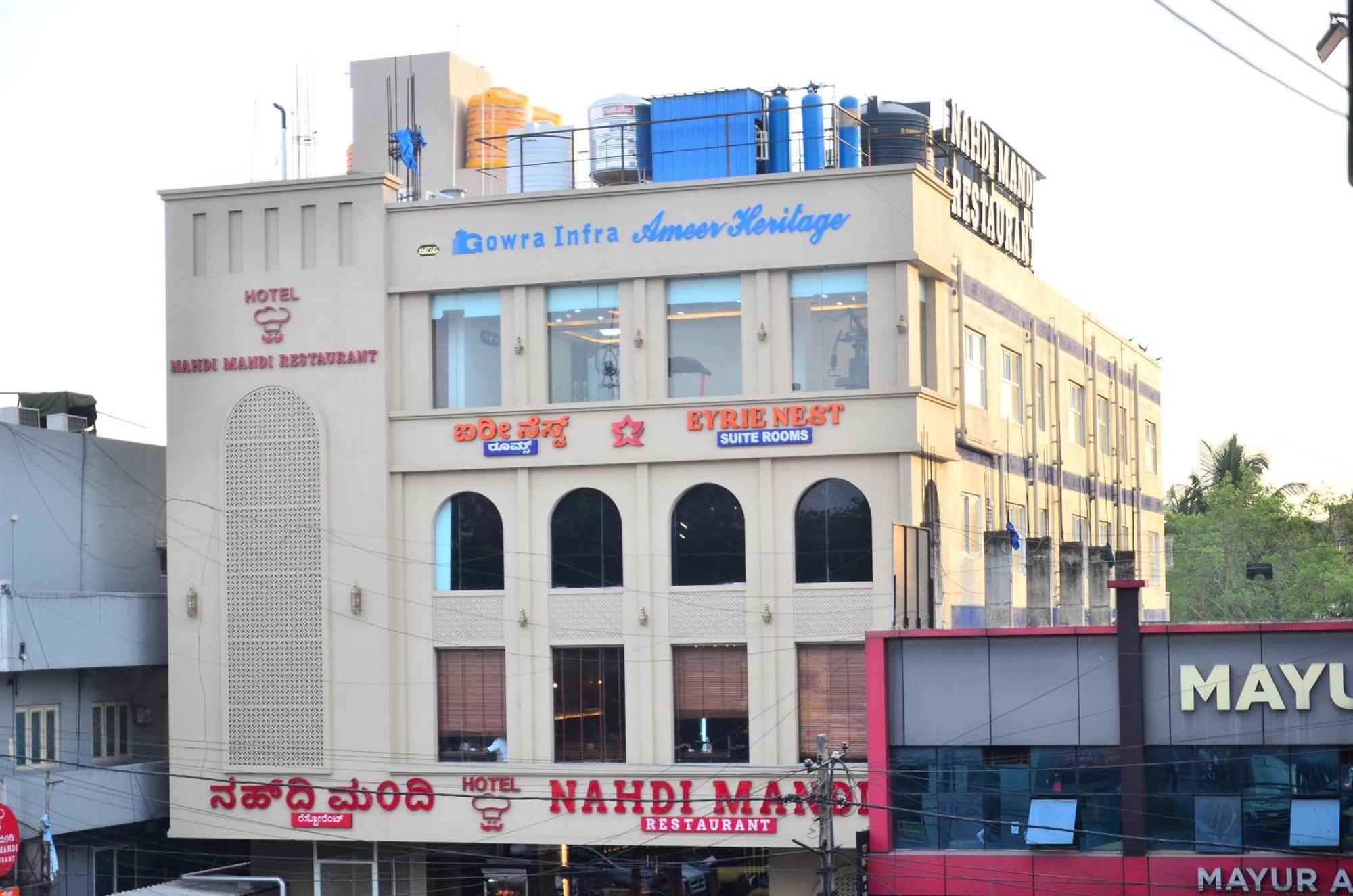 Hotel Eyrie Nest Bangalore Exteriör bild